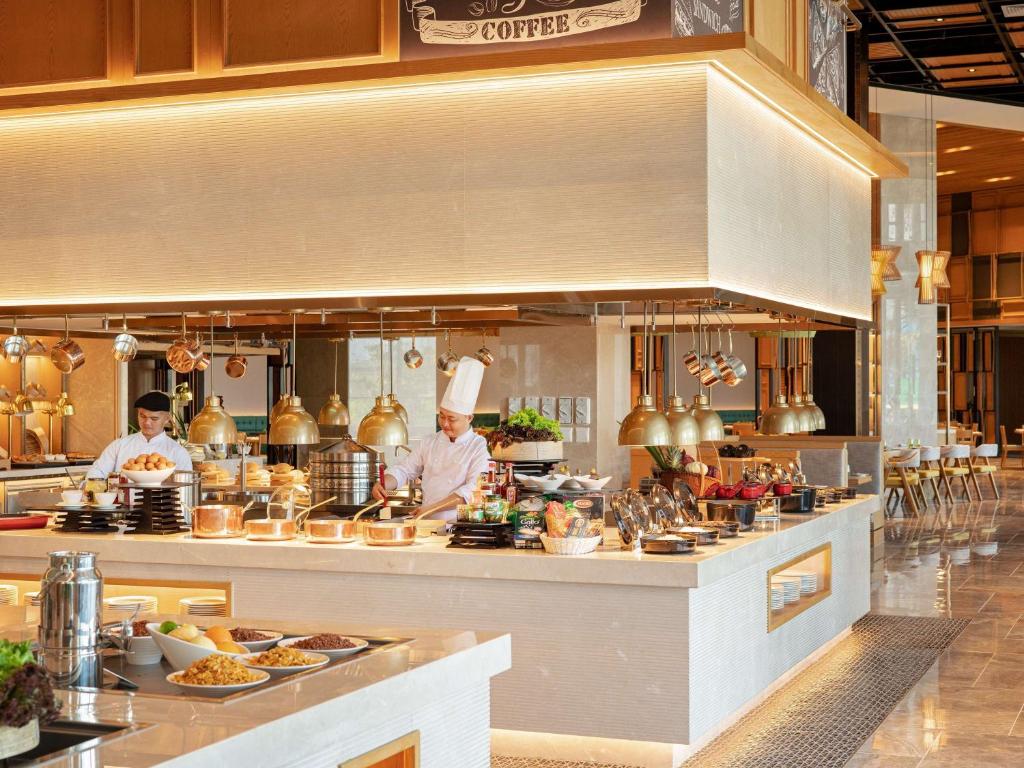 MOVENPICK RESORT CAM RANH